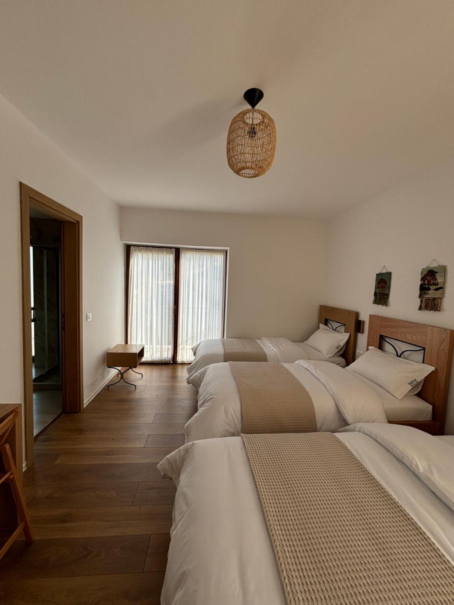 Gle-Alb Agrotourism Hotel Tepelene Exterior photo