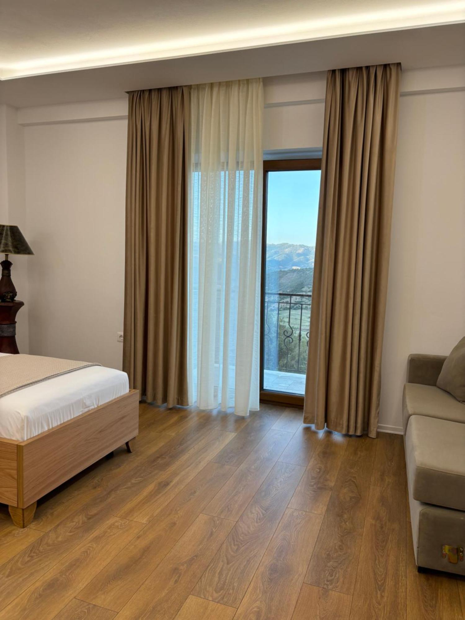 Gle-Alb Agrotourism Hotel Tepelene Exterior photo